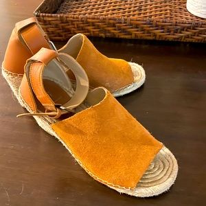 Gap suede espadrilles size 7